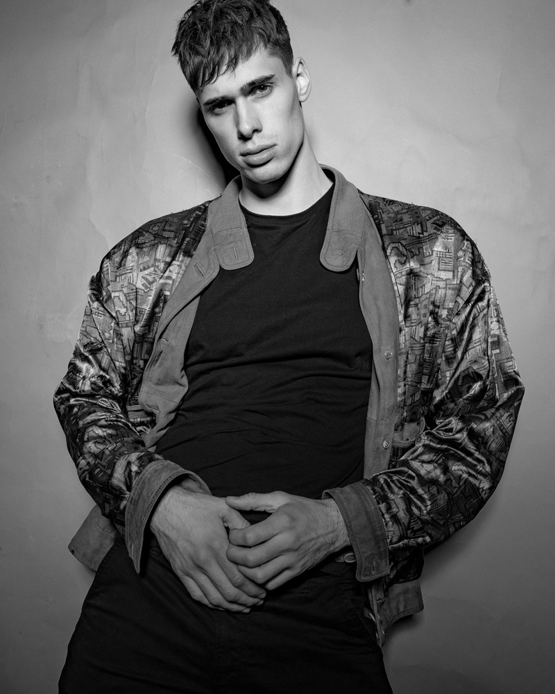 studio beauty fashion portrait